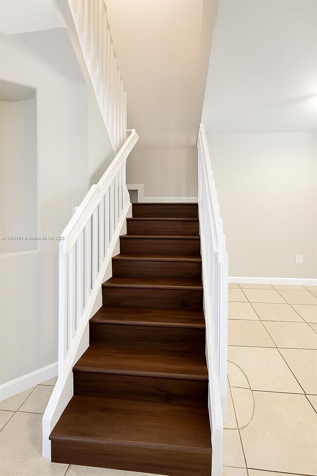 Foto del edificio - 2417 SE 14th St