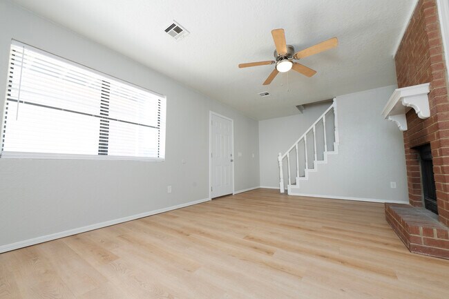 Foto del edificio - 200 Harvard Rd