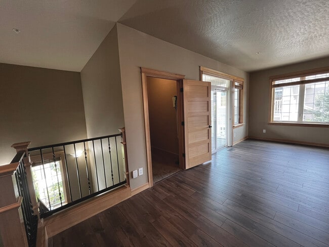 Building Photo - 4539 Greenchain Loop