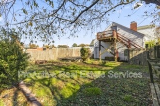 Building Photo - 1018 Wolcott Ave