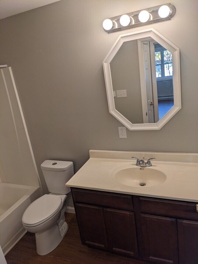 Foto del edificio - 1645 S Braddock St