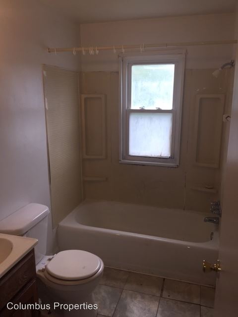 Foto del edificio - 2236 Dresden St