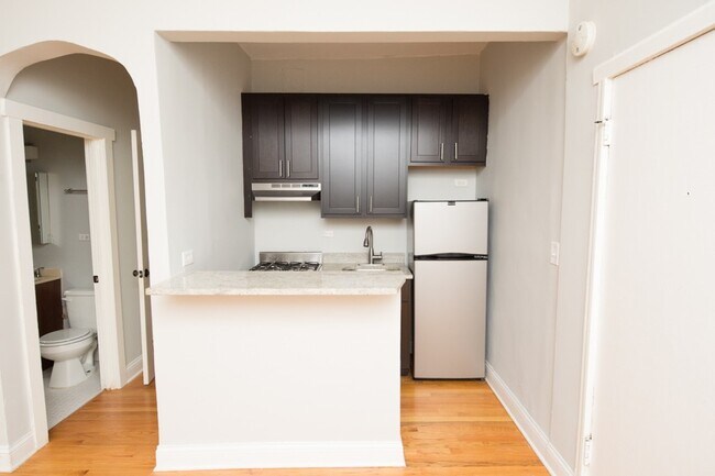 Foto del edificio - 4644 N Paulina St