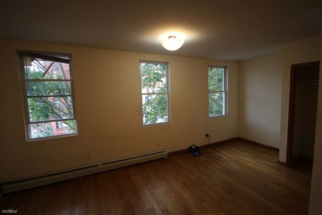 Building Photo - 465 Lafayette Ave