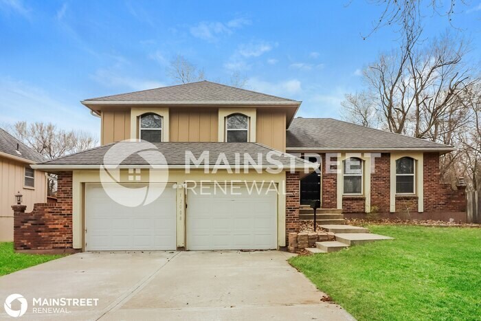 Foto principal - 12008 Smalley Ave, Grandview, MO 64030