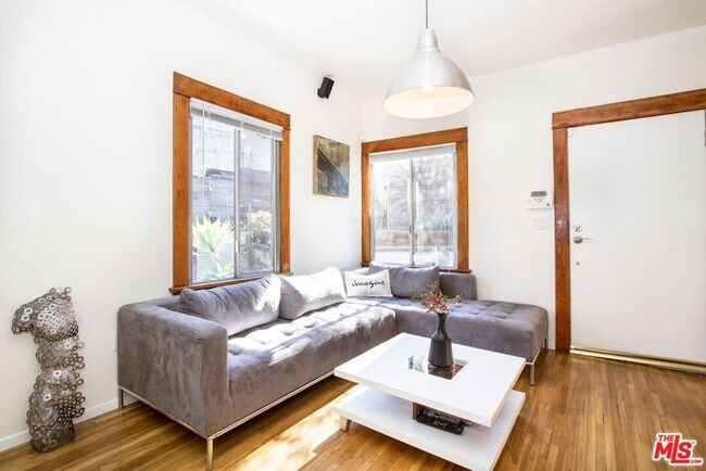 Foto del edificio - 2161 Ewing St