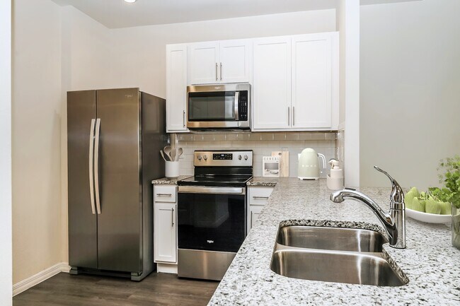 Building Photo - 168 ORMOND GRANDE Blvd