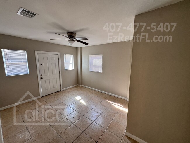 Foto del edificio - Nicely Located 3/1 in Deland