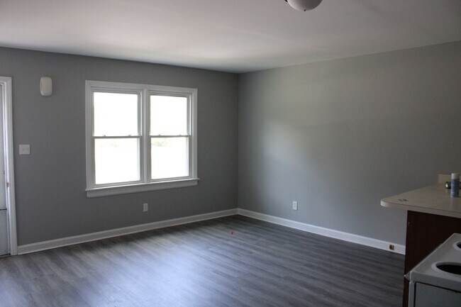 Foto del edificio - 1603 Tilghman Rd N