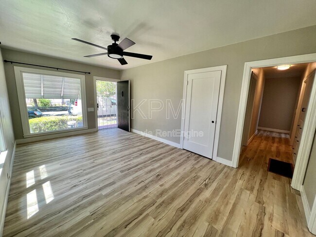 Foto del edificio - 2704 N Hunter St