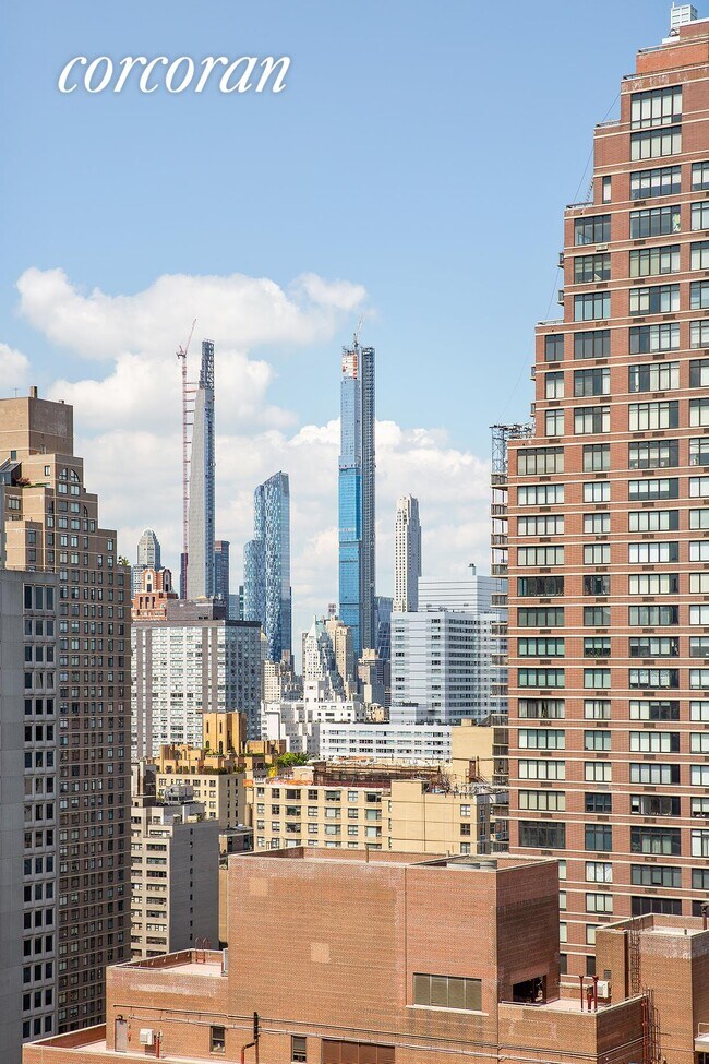 Building Photo - 515 E 72nd St