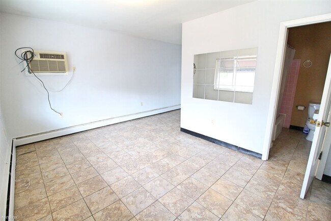 Foto del edificio - 356 E Duncan St