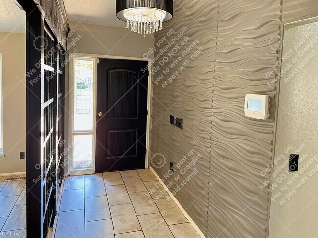 Foto del edificio - 3 br, 2 bath House - 2217 NW 114th St