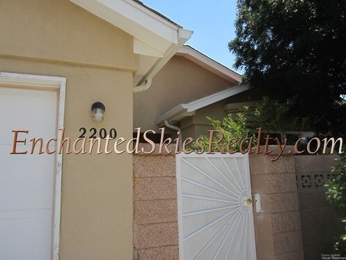 Building Photo - 2200 Dry Gulch St SW
