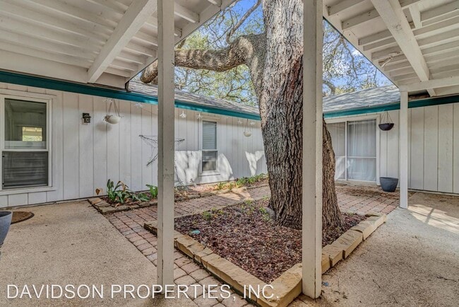 Building Photo - 3 br, 2 bath House - 3315 Litchfield Dr