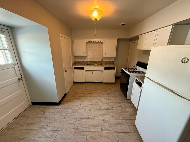 Foto del edificio - 1428 Madison St NE