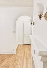 Building Photo - 2836 E 130th St