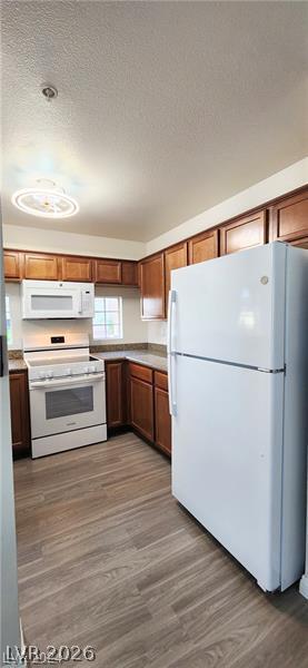 Foto del edificio - 2121 Blue Breeze Dr