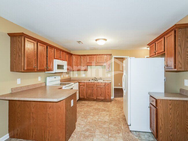 Foto del edificio - 1004 Hendricks Ct