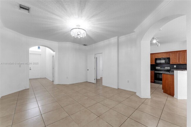 Building Photo - 15519 SW 182nd Ln