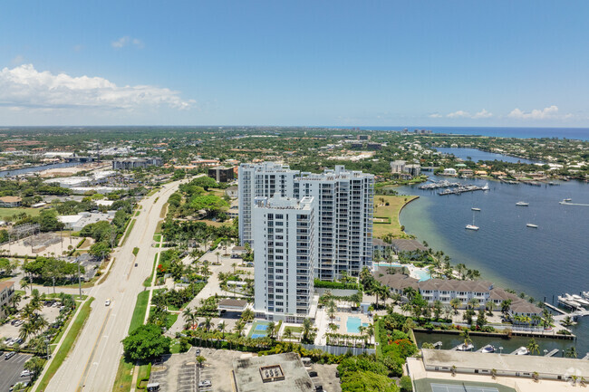 Building Photo - Water Club North Palm Beach