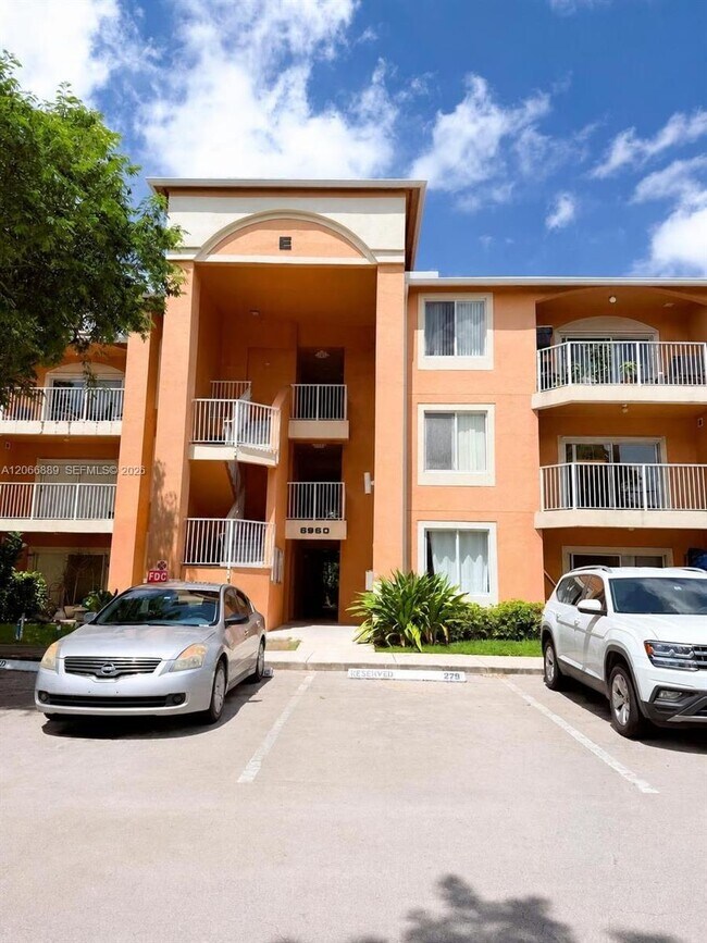 Foto del edificio - 6960 SW 39th St