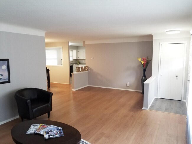Foto del edificio - 3 Bed - 1.5 Bath Ranch for Rent in Richmond Heights!