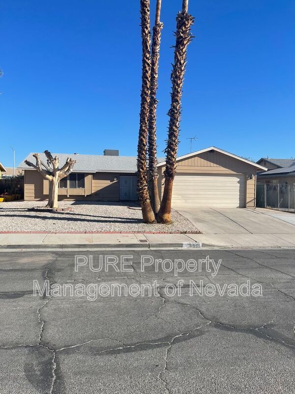 Building Photo - 6236 Silverfield Dr