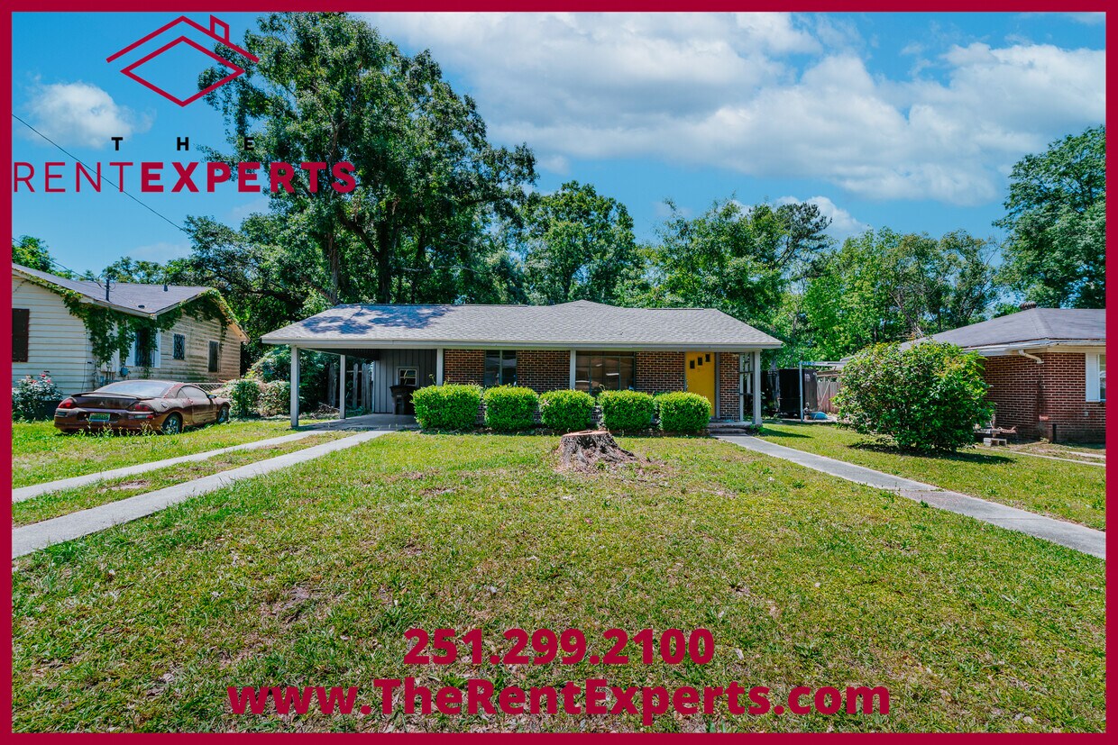 Primary Photo - 2361 S Salvia St