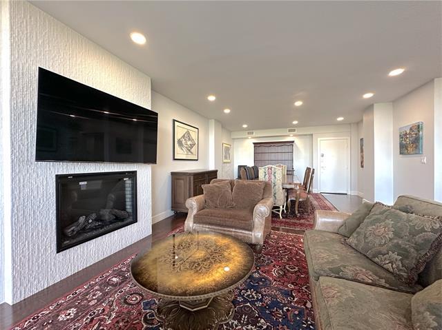 Building Photo - 5200 Keller Springs Rd