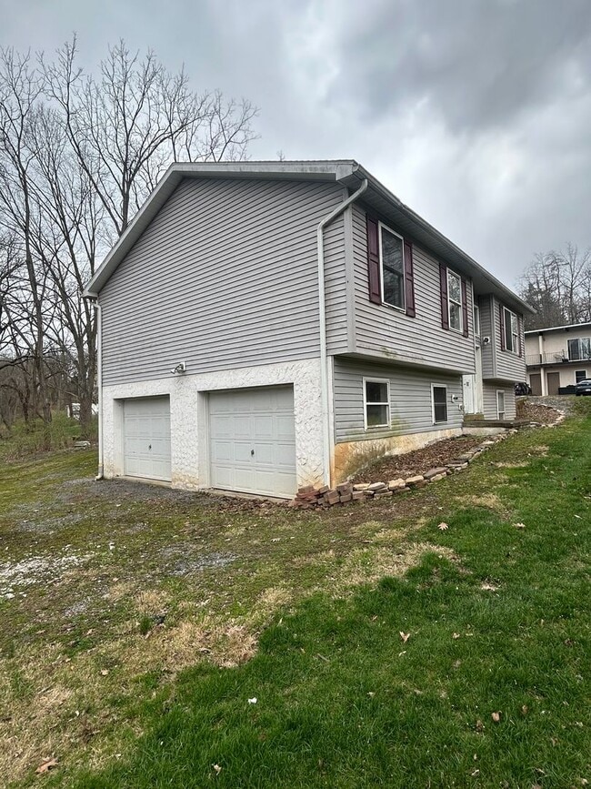 Building Photo - 103 Grandview Rd