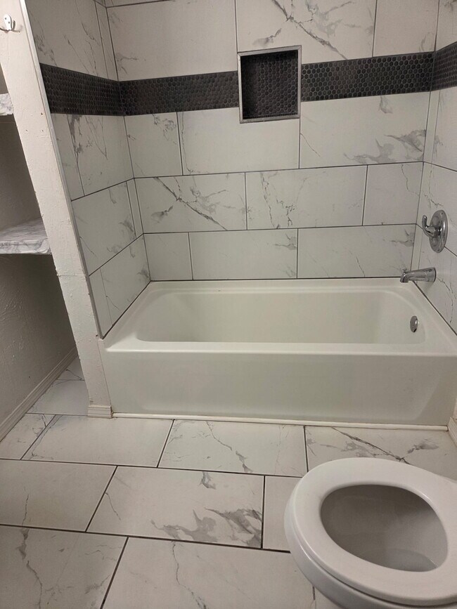 Foto del edificio - 1540 NE 29th St