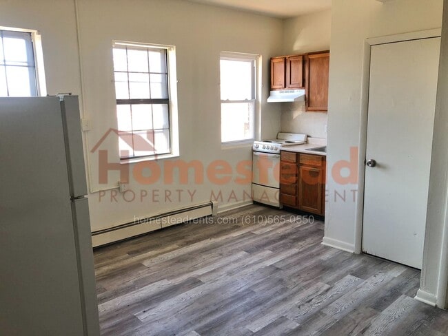 Photo - 119 Long Ln Apartment