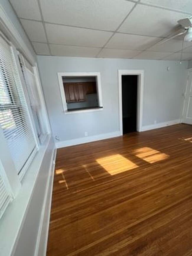 Building Photo - 1625 East Ave | Apt 116 | Incl. Heat| Coin...