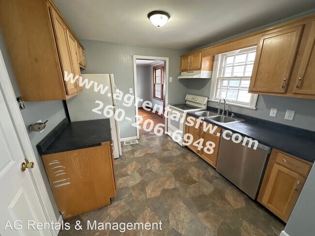 Building Photo - 2 br, 1 bath House - 1015 Irene Ave