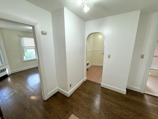 Building Photo - 113 Winthrop Shore Dr