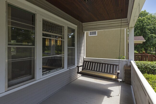 Foto del edificio - 3829 Pillsbury Ave S