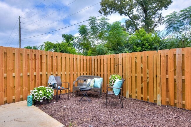 Foto del edificio - Cottages at Grovetown