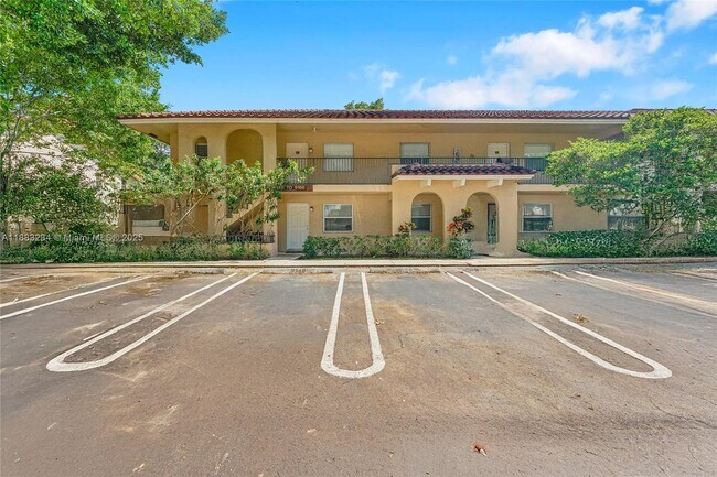 Foto del edificio - 9158 NW 40th St