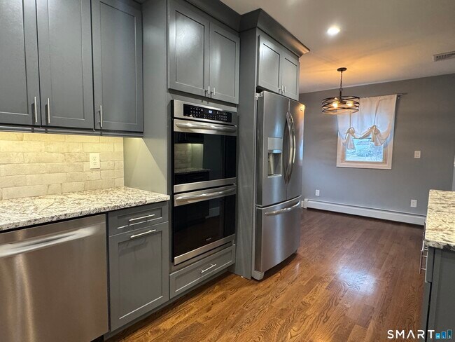 Foto del edificio - 49 Old Town Dr