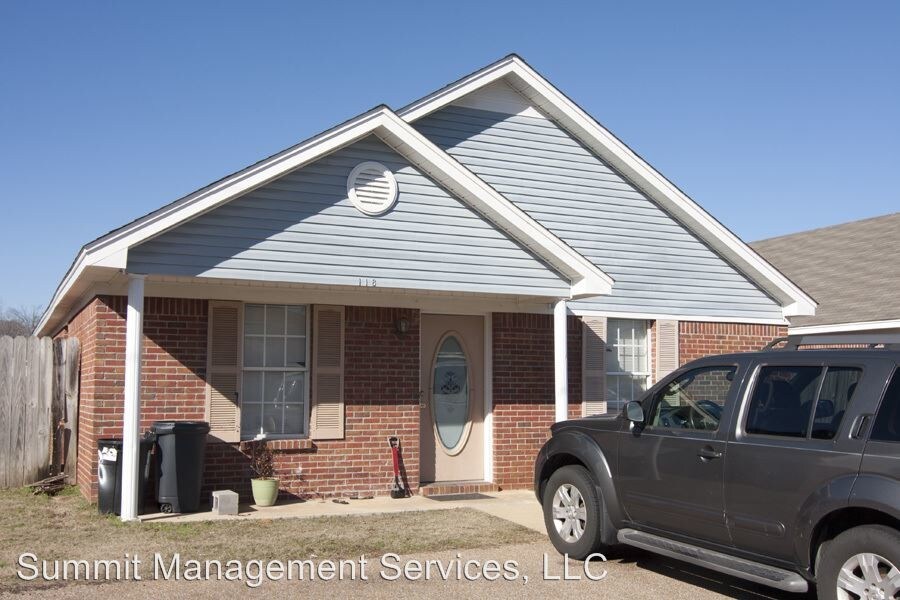 118 Creekwood Dr, Oxford, MS 38655 Condo for Rent in Oxford, MS