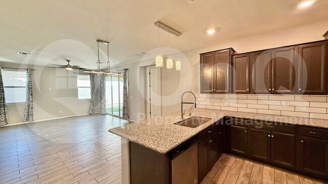 Foto del edificio - 5168 E Desert Forest Trail