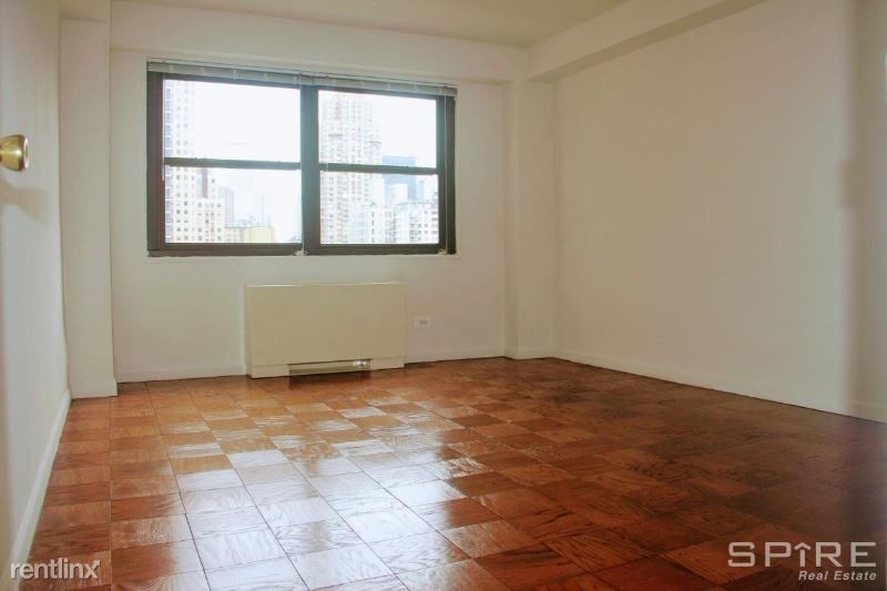 Building Photo - 8 W 55th St