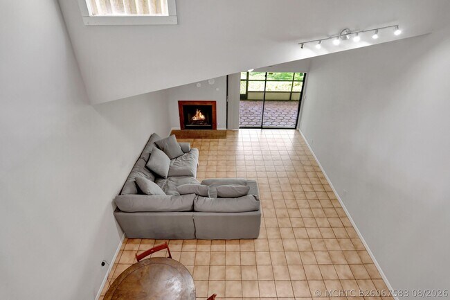 Building Photo - 22312 Whistling Pines Ln