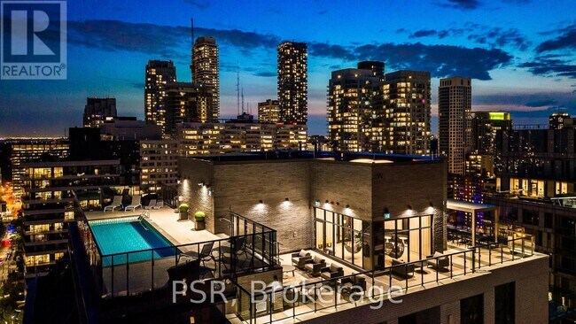 Building Photo - 71 Redpath Ave