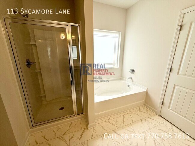 Building Photo - 113 Sycamore Ln