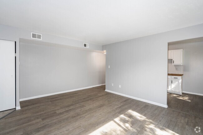 1 dormitorio, 1 baño - 600 pies cuadrados - Comedor - Fulton Flats North