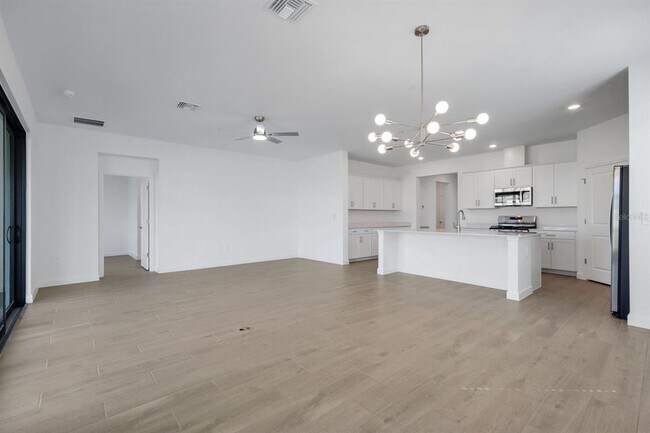 Building Photo - 19232 Gentry Pl