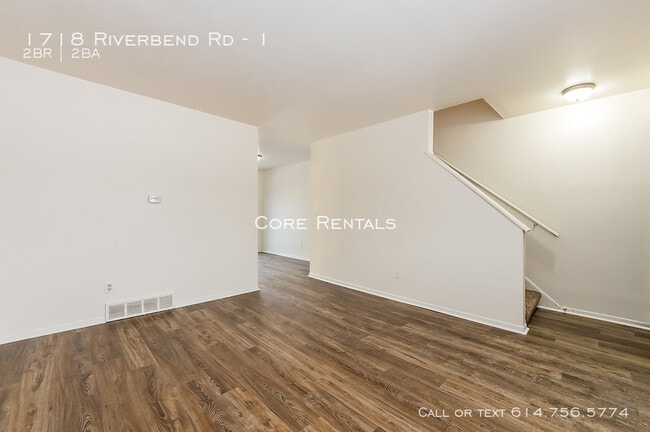 Building Photo - 1718 River Bend Rd