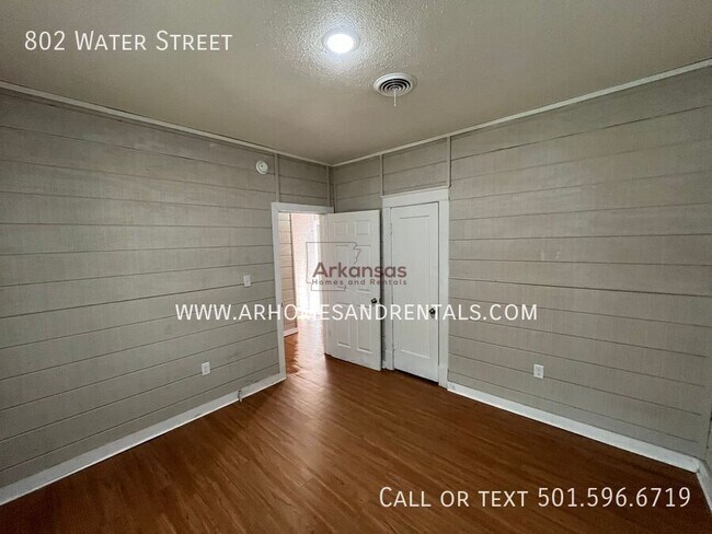 Foto del edificio - 802 Water St